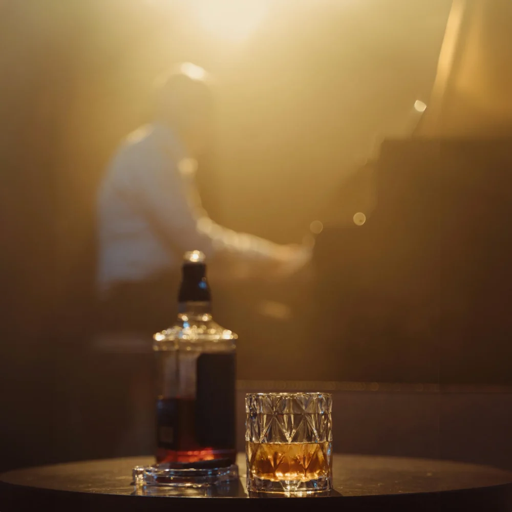 Whiskey and Jazz fragrance oil