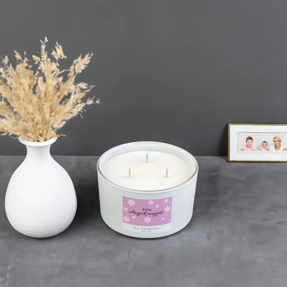 Mother's Day scented candle