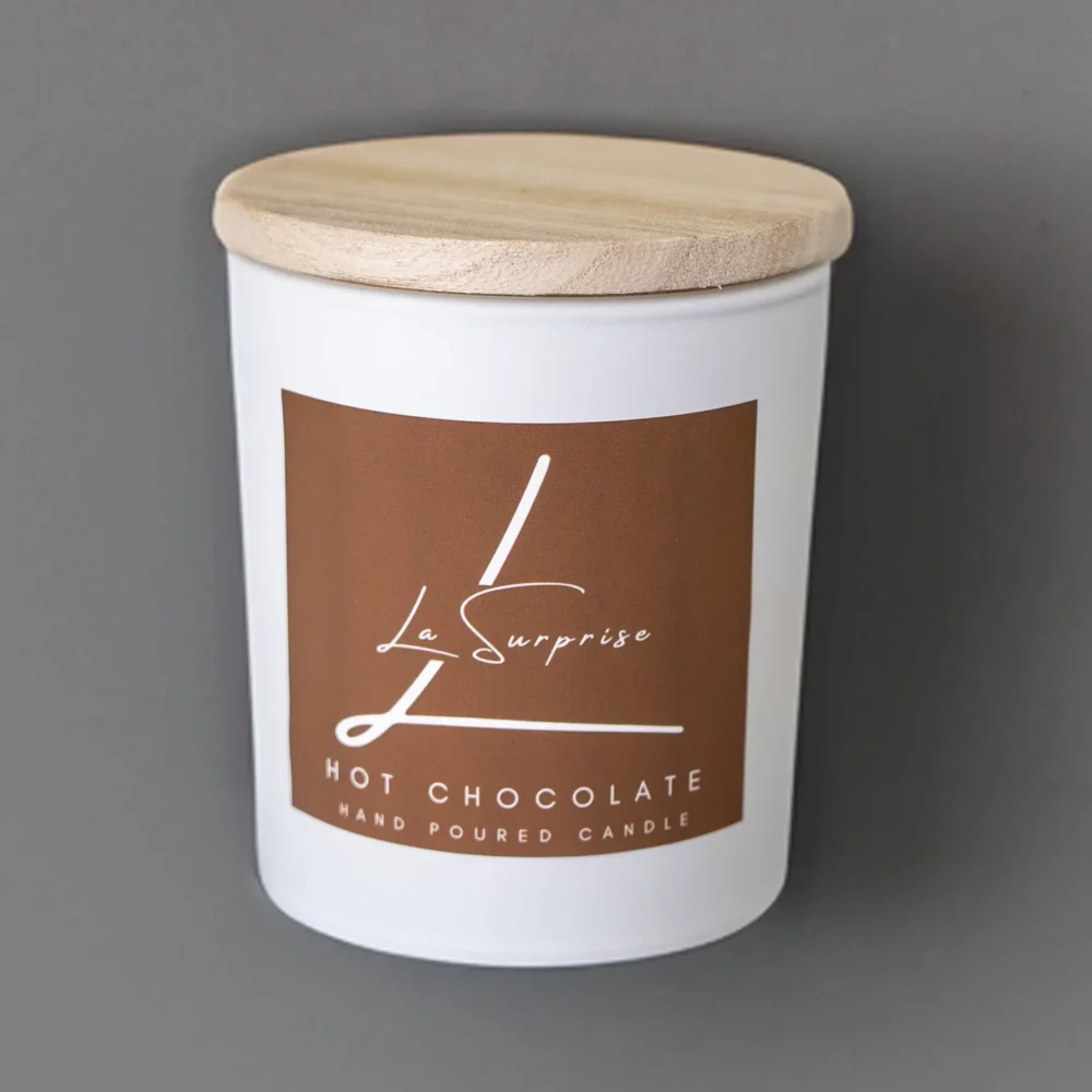 Hot chocolate scented candle