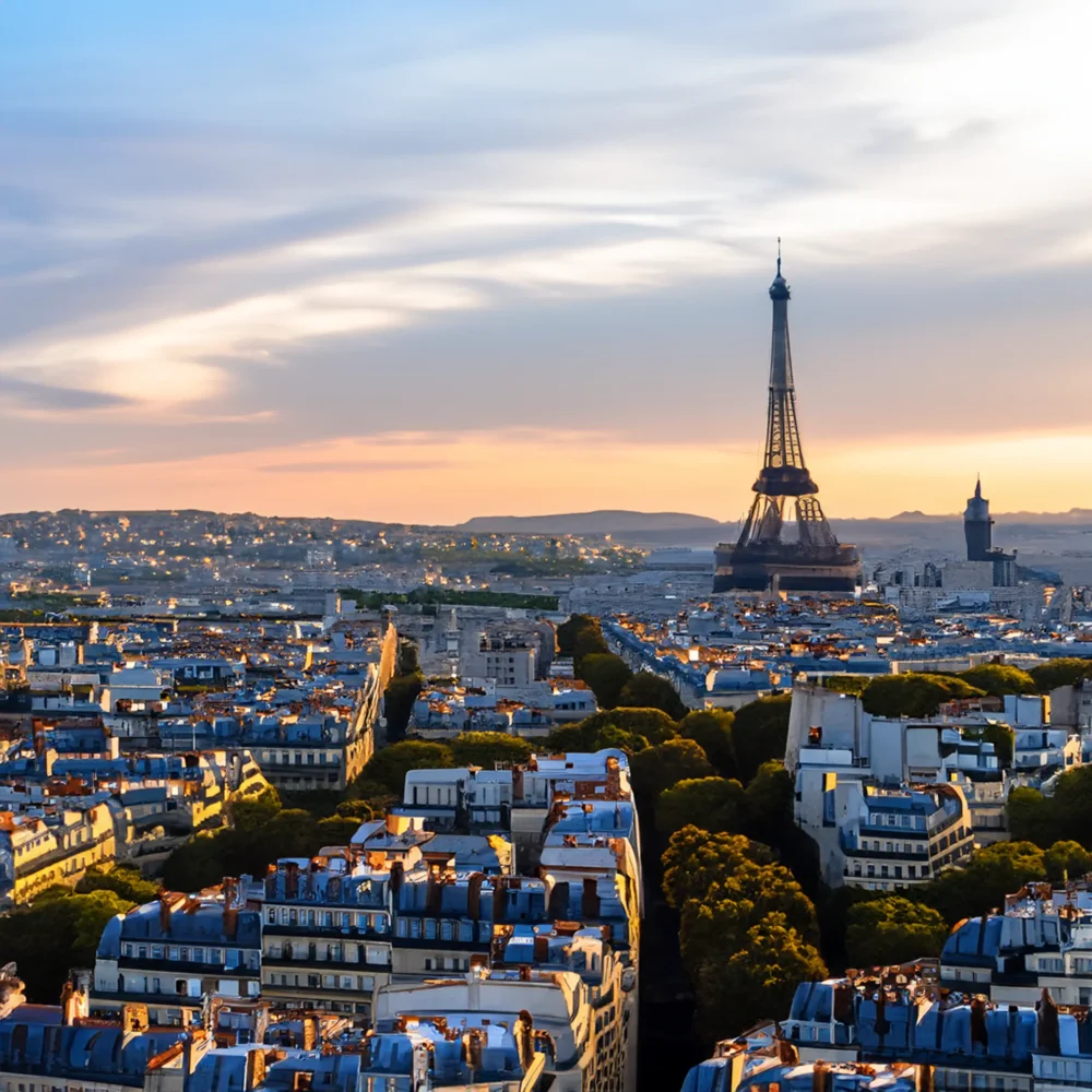 Perfume oil in Paris in the afternoon